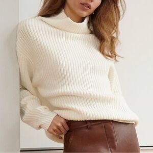 Wilfred Aritzia sweater